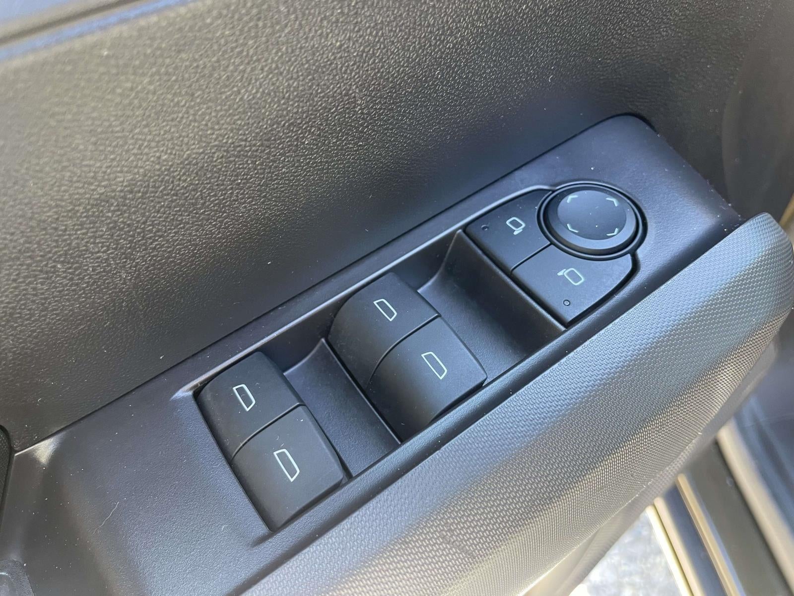 2024 Chevrolet Colorado WT