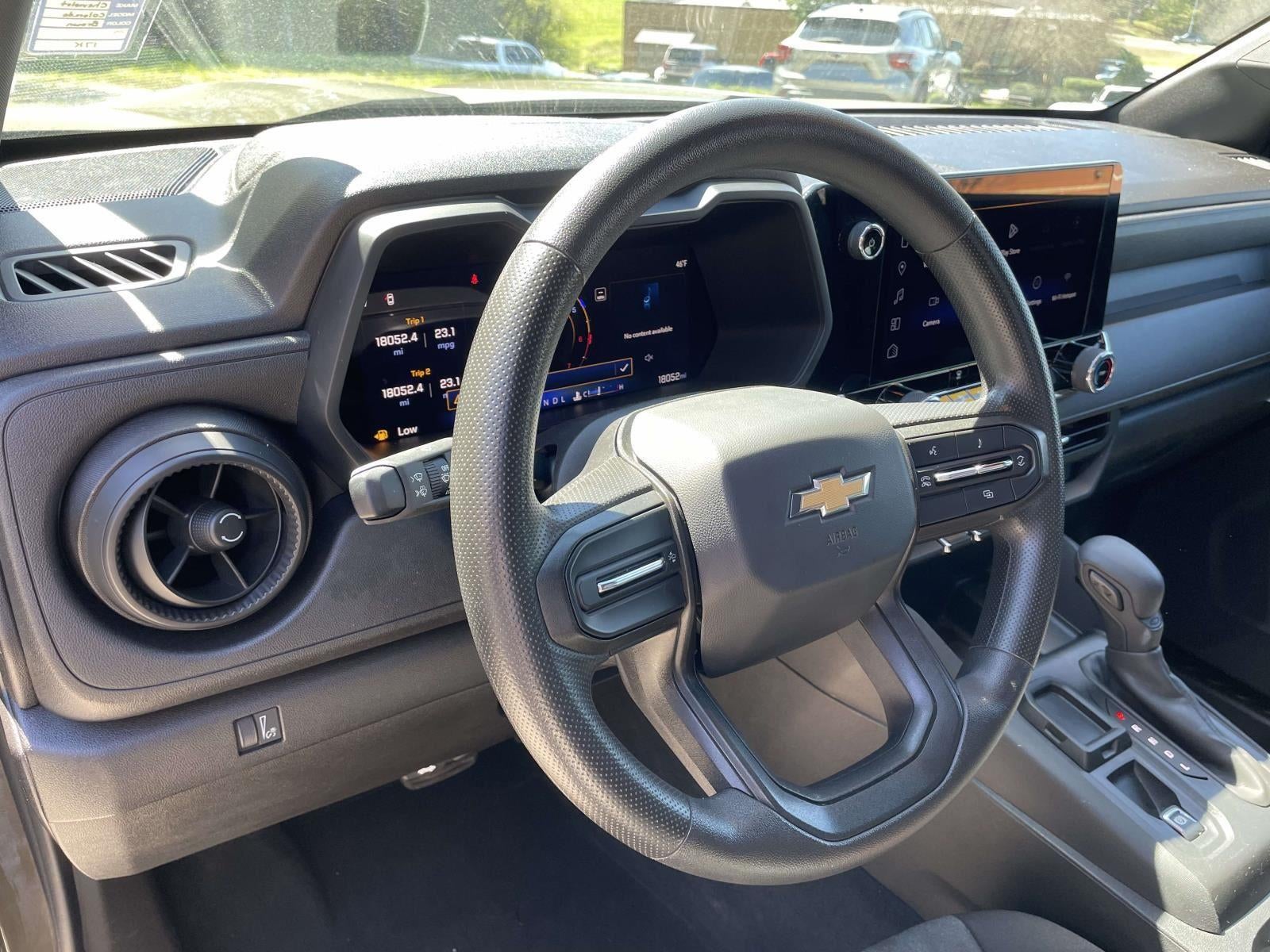 2024 Chevrolet Colorado WT