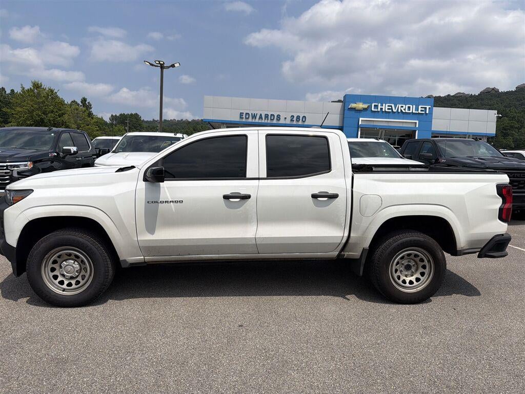 2024 Chevrolet Colorado WT