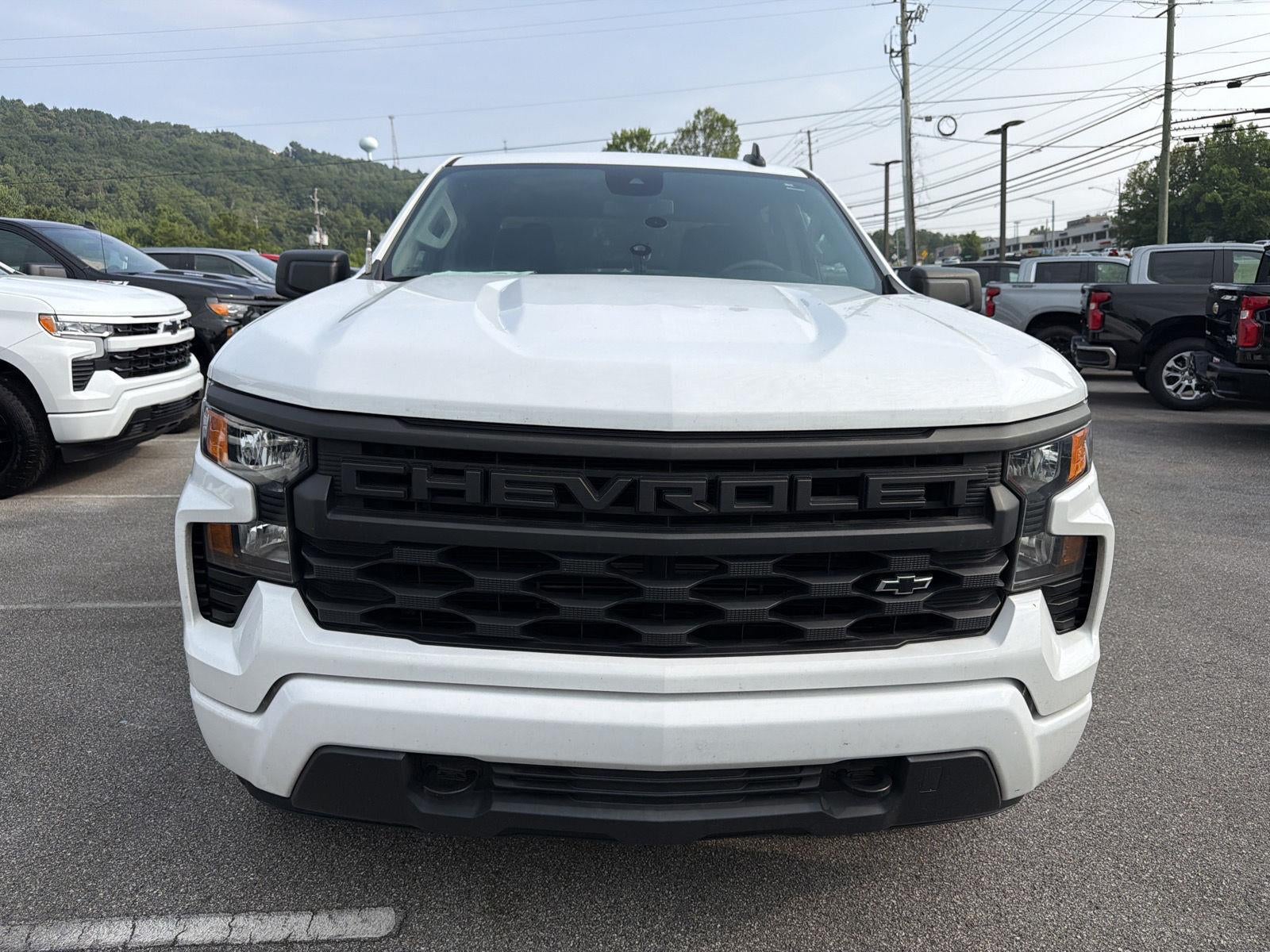2023 Chevrolet Silverado 1500 Custom