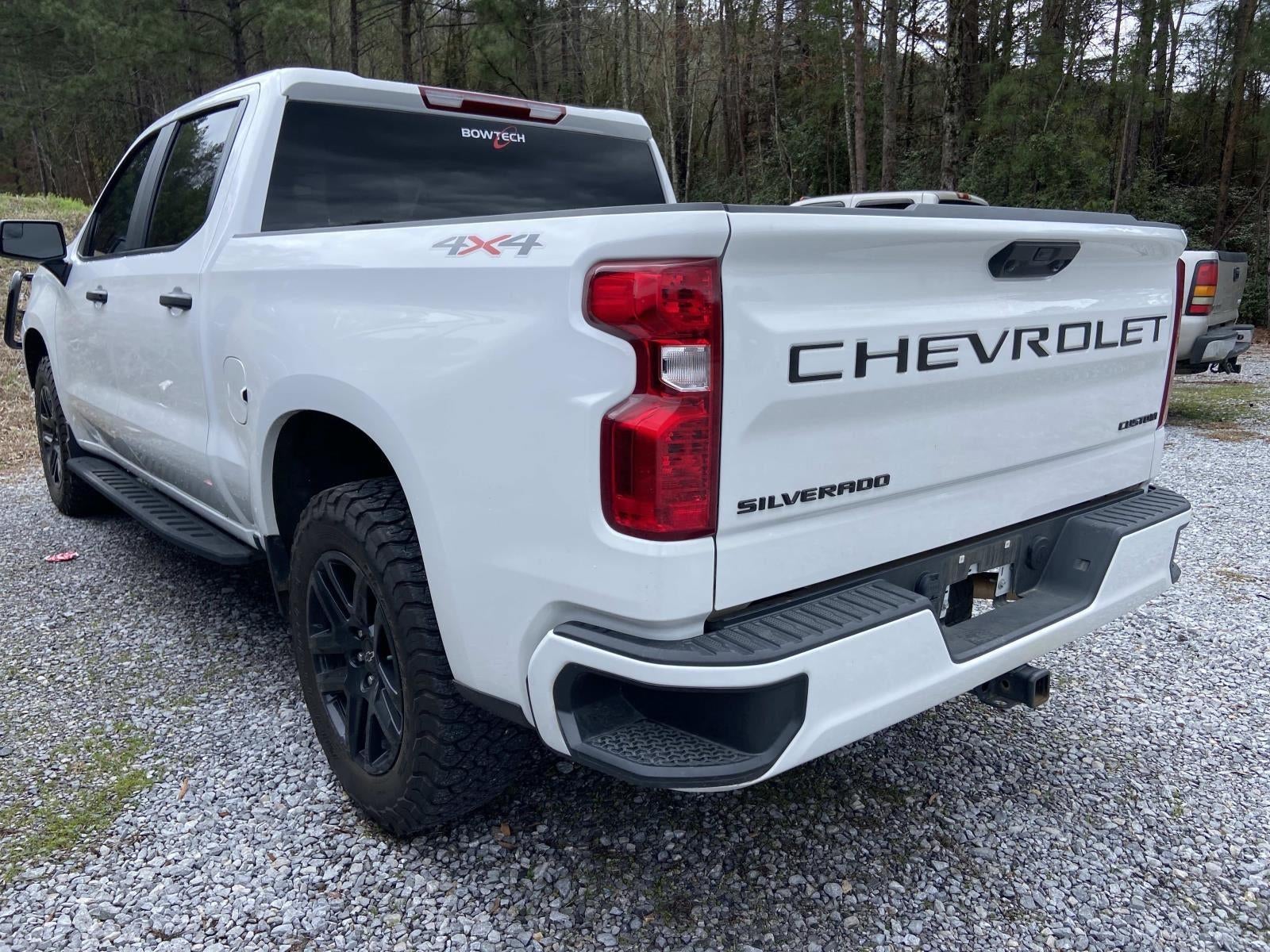 2025 Chevrolet Silverado 1500 Custom