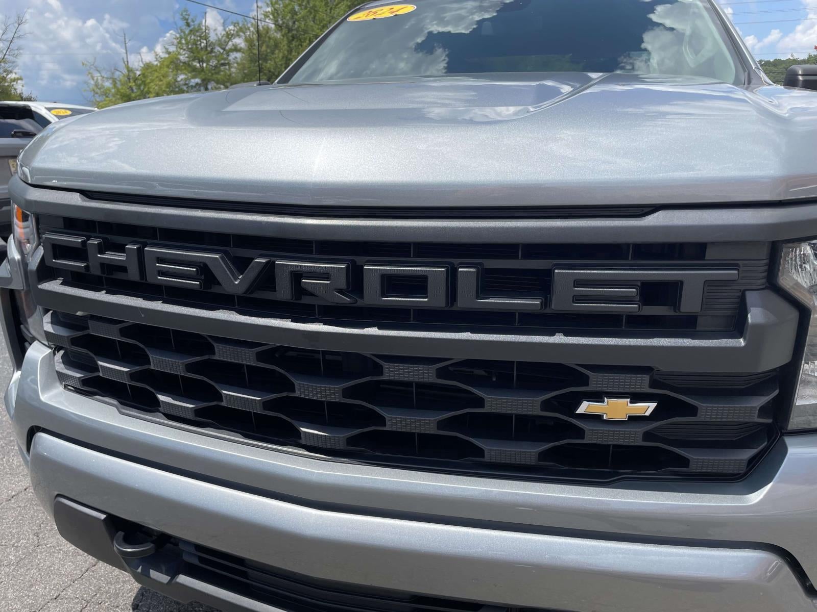 2024 Chevrolet Silverado 1500 Custom