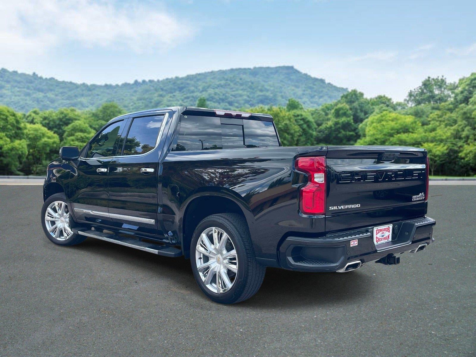 2022 Chevrolet Silverado 1500 High Country