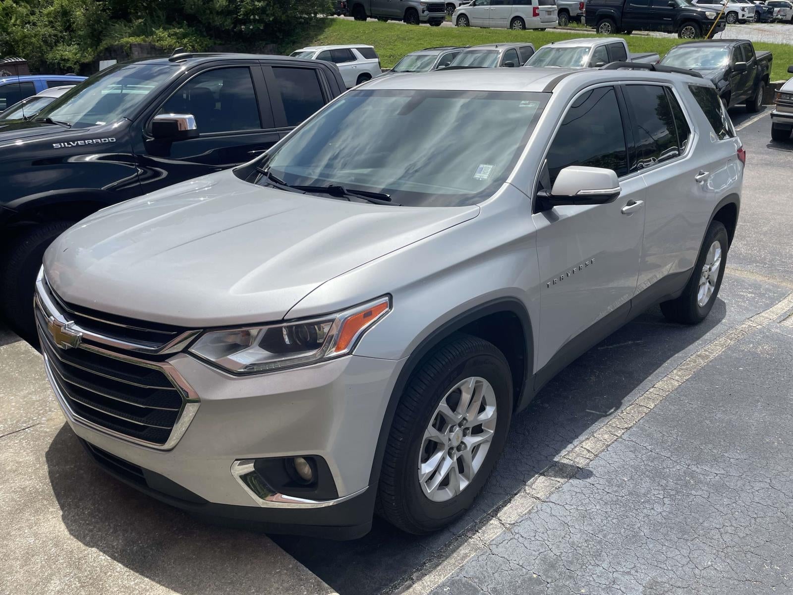 2020 Chevrolet Traverse LT Cloth