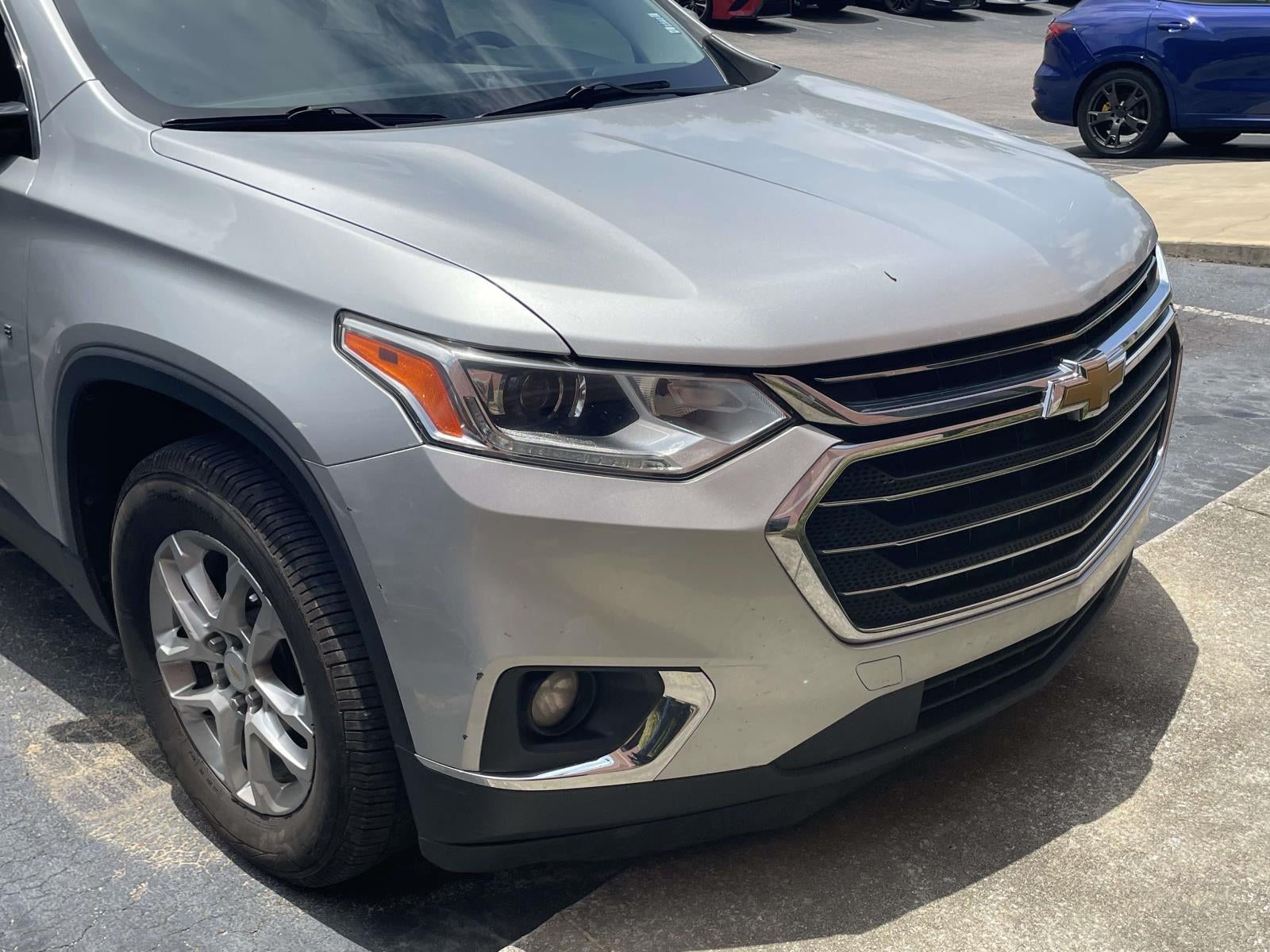 2020 Chevrolet Traverse LT Cloth