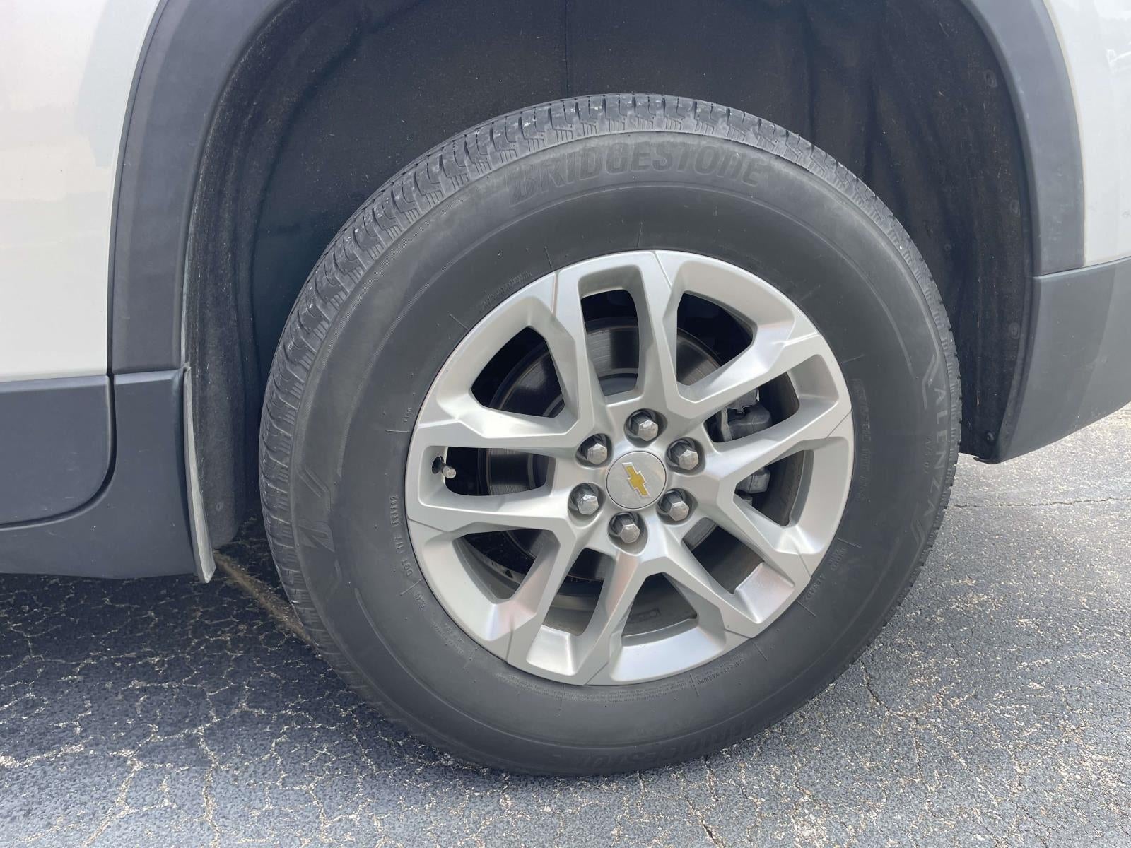 2020 Chevrolet Traverse LT Cloth