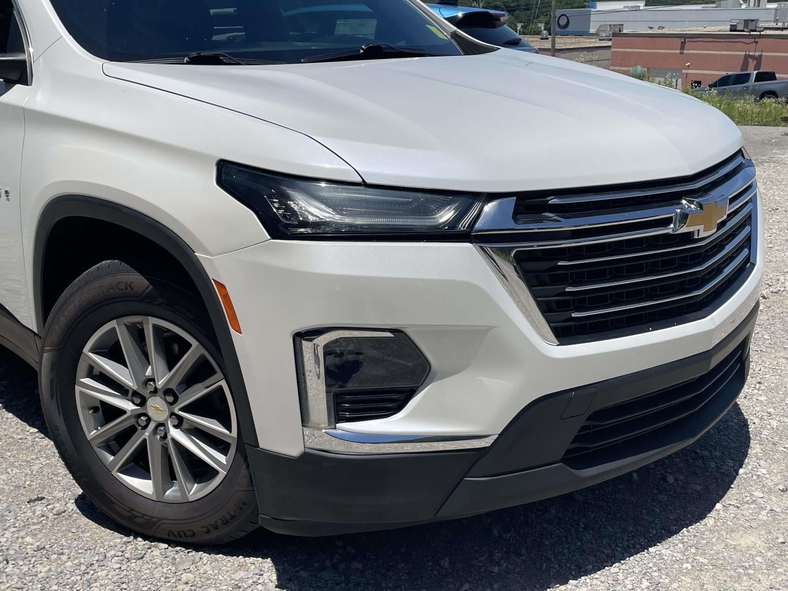 2022 Chevrolet Traverse LT Cloth
