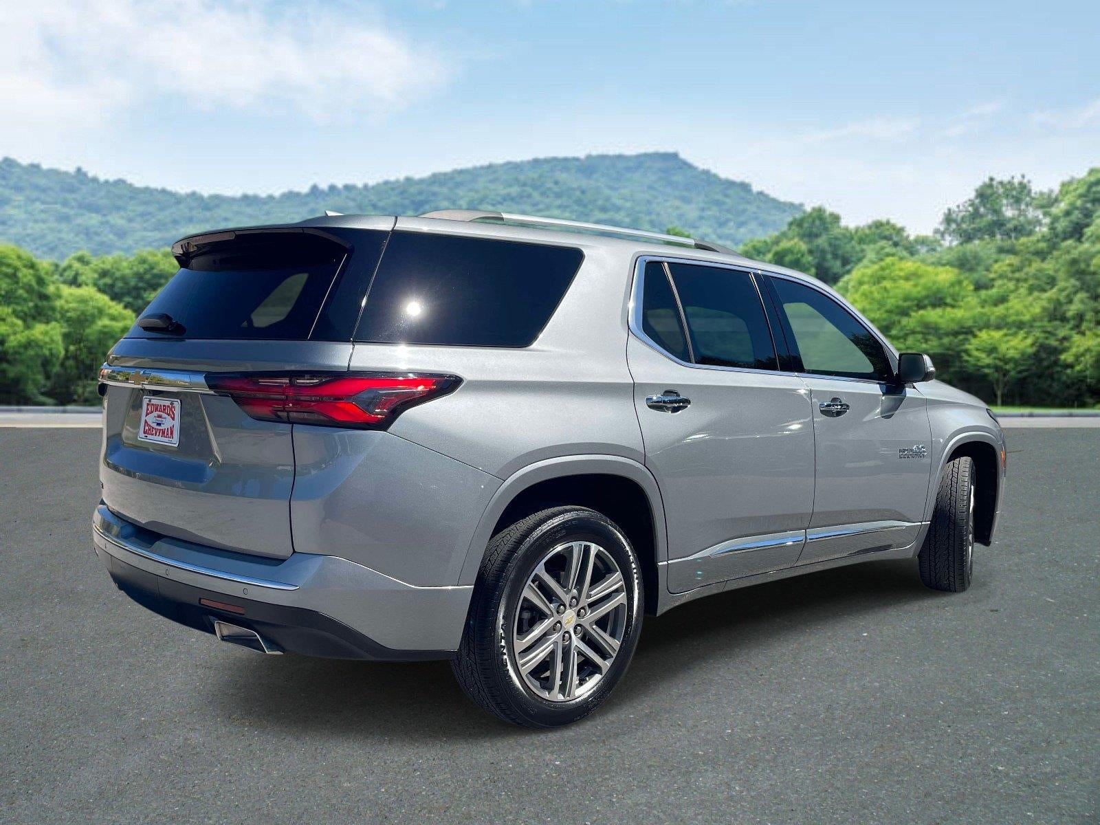2023 Chevrolet Traverse High Country