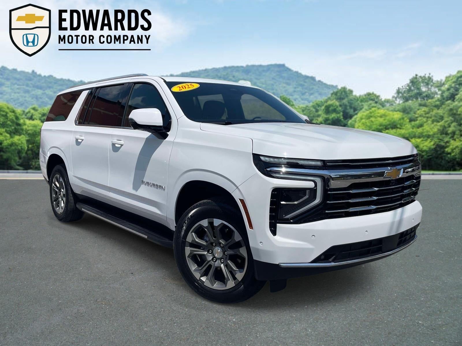 2025 Chevrolet Suburban LT
