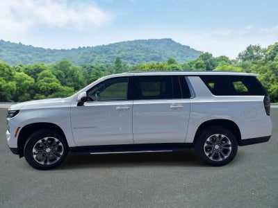 2025 Chevrolet Suburban LT