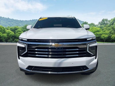 2025 Chevrolet Suburban LT