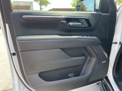 2025 Chevrolet Suburban LT