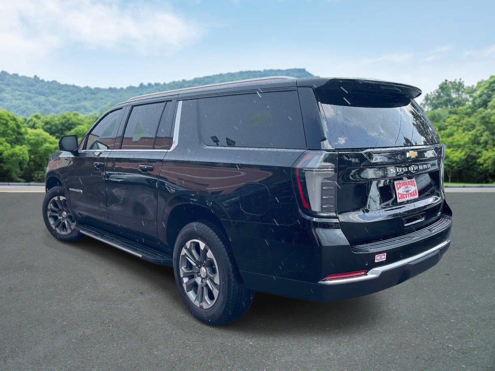 2025 Chevrolet Suburban LT