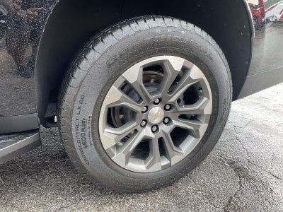 2025 Chevrolet Suburban LT