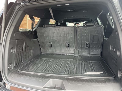 2025 Chevrolet Suburban LT