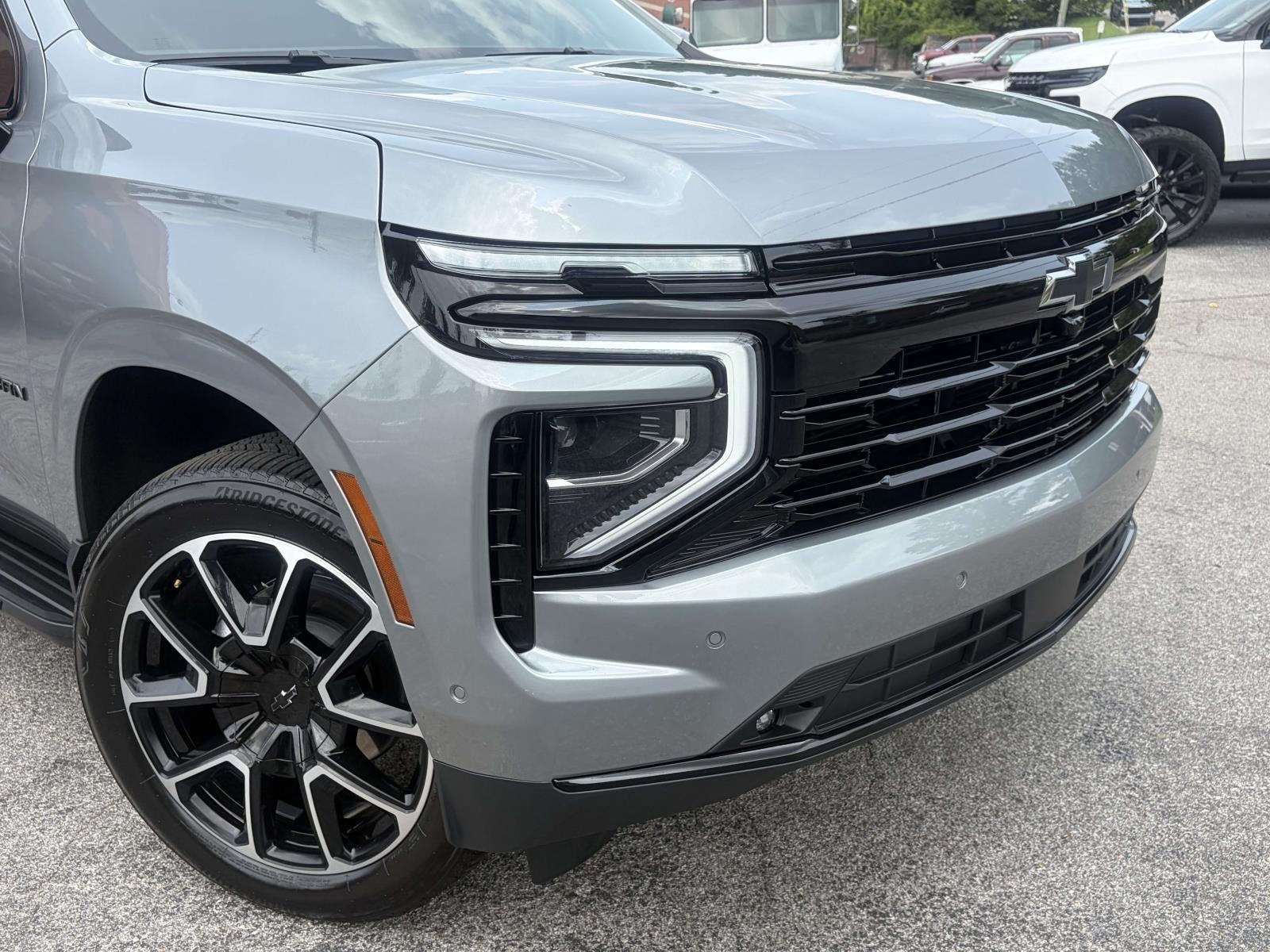 2025 Chevrolet Suburban RST