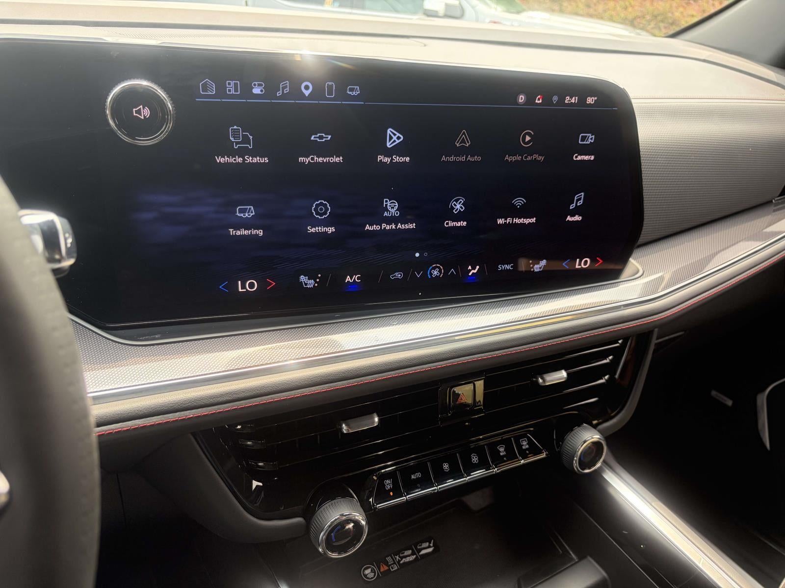 2025 Chevrolet Suburban RST