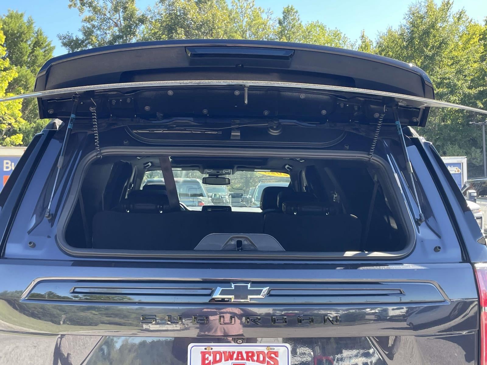 2023 Chevrolet Suburban Z71