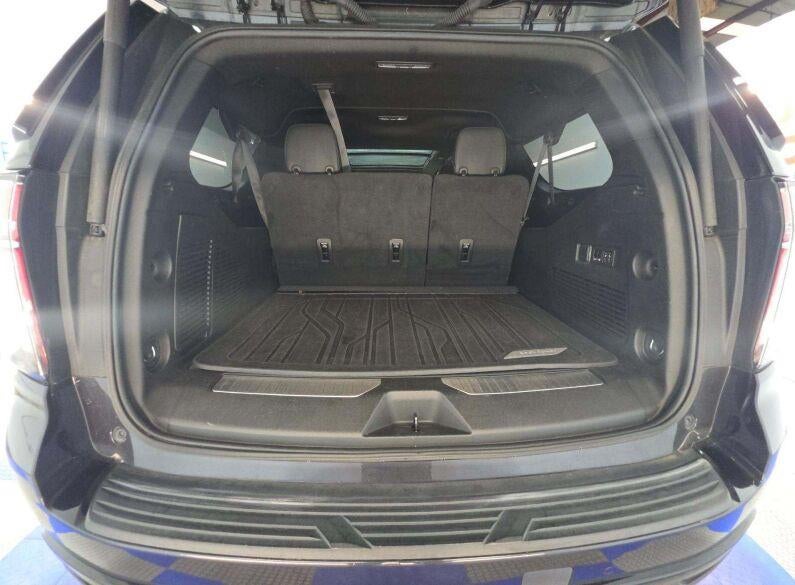 2023 Chevrolet Suburban Z71