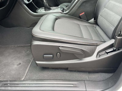 2022 GMC Canyon 4WD AT4 w/Cloth