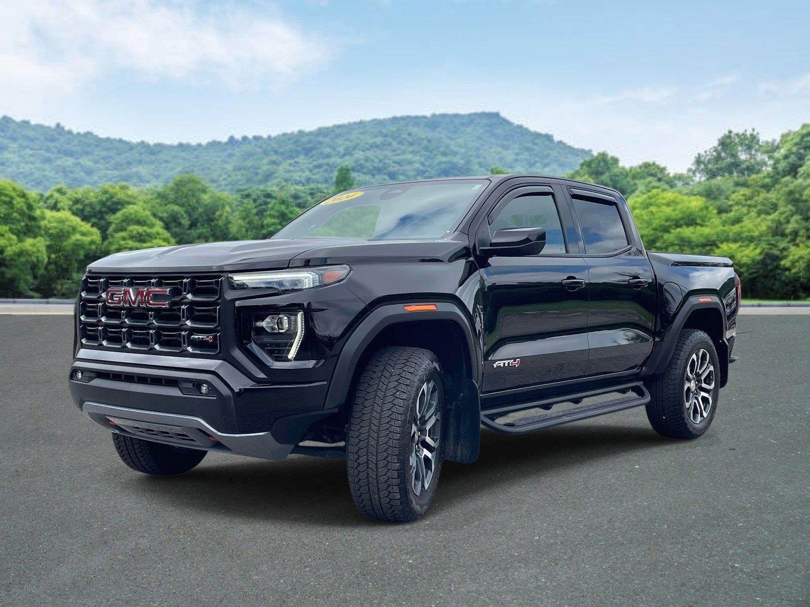 2024 GMC Canyon AT4