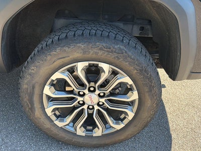 2023 GMC Canyon 4WD Denali