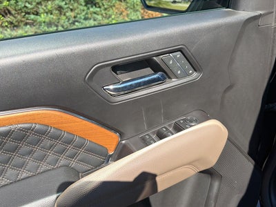 2023 GMC Canyon 4WD Denali