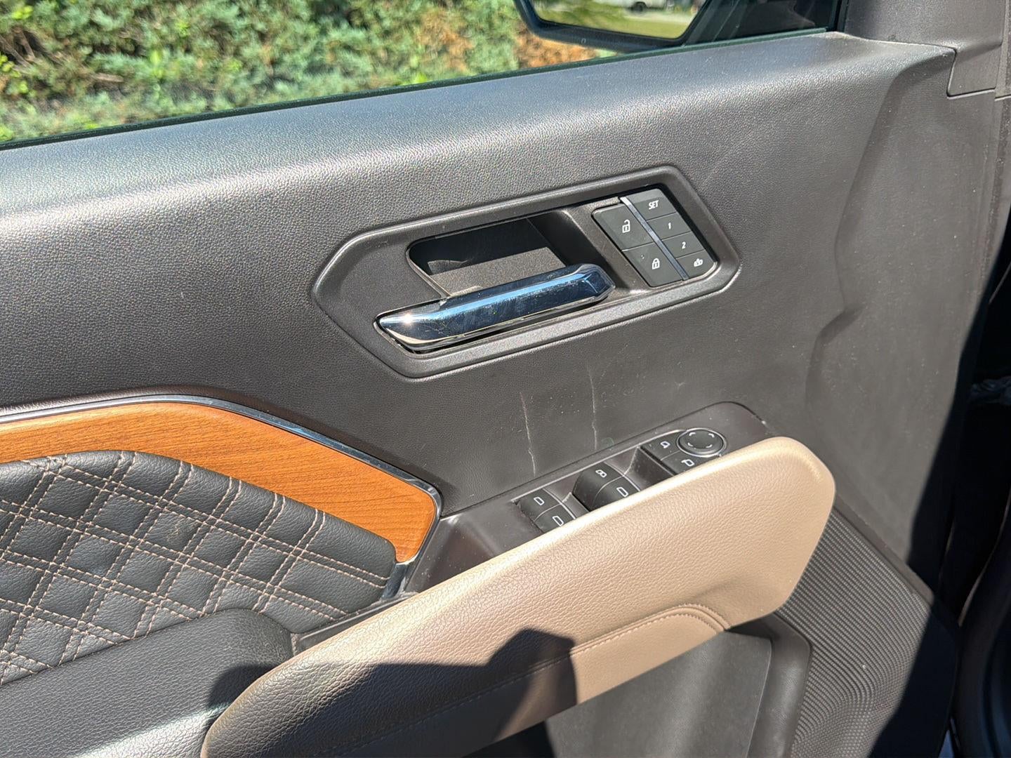 2023 GMC Canyon 4WD Denali
