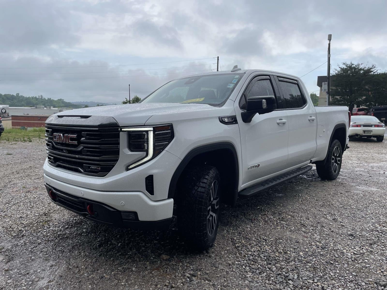2023 GMC Sierra 1500 AT4
