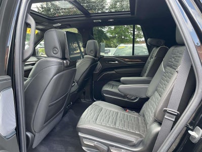 2023 Cadillac Escalade 4WD Sport Platinum