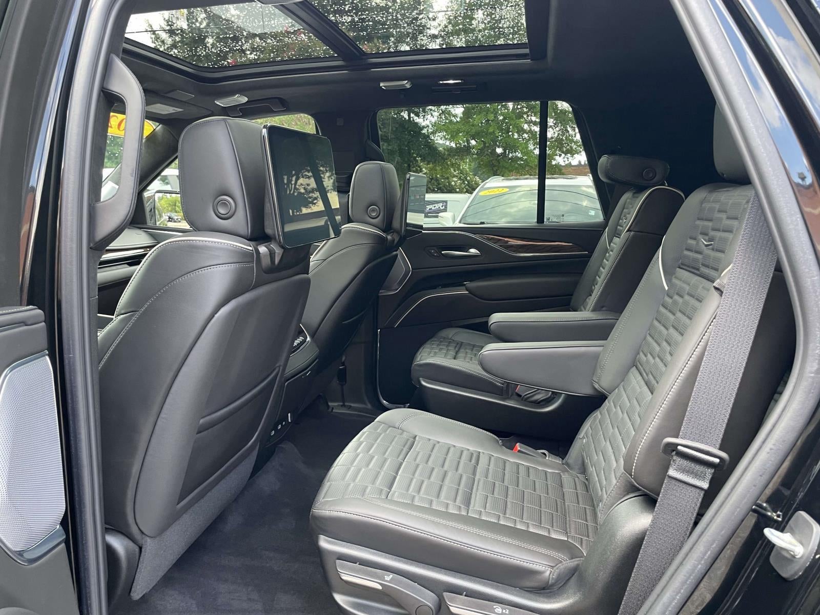 2023 Cadillac Escalade 4WD Sport Platinum