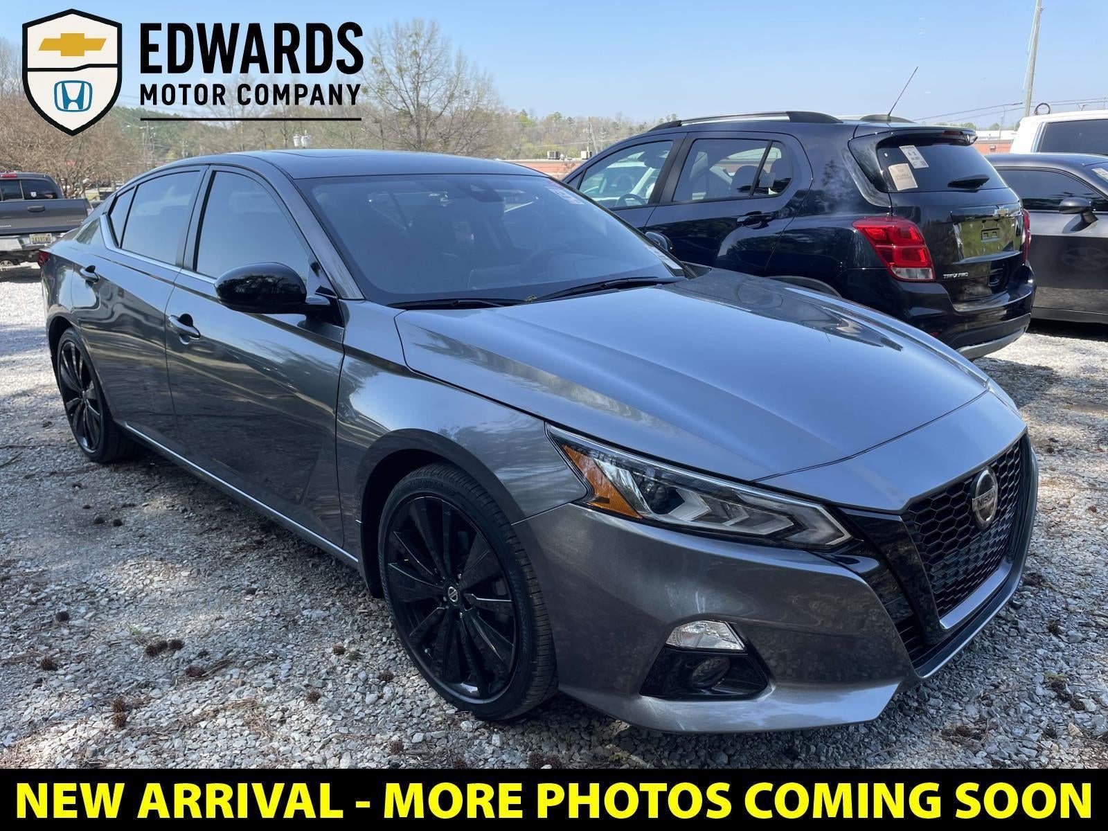 2022 Nissan Altima 2.5 SR