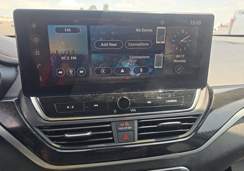 2025 Nissan Altima SR