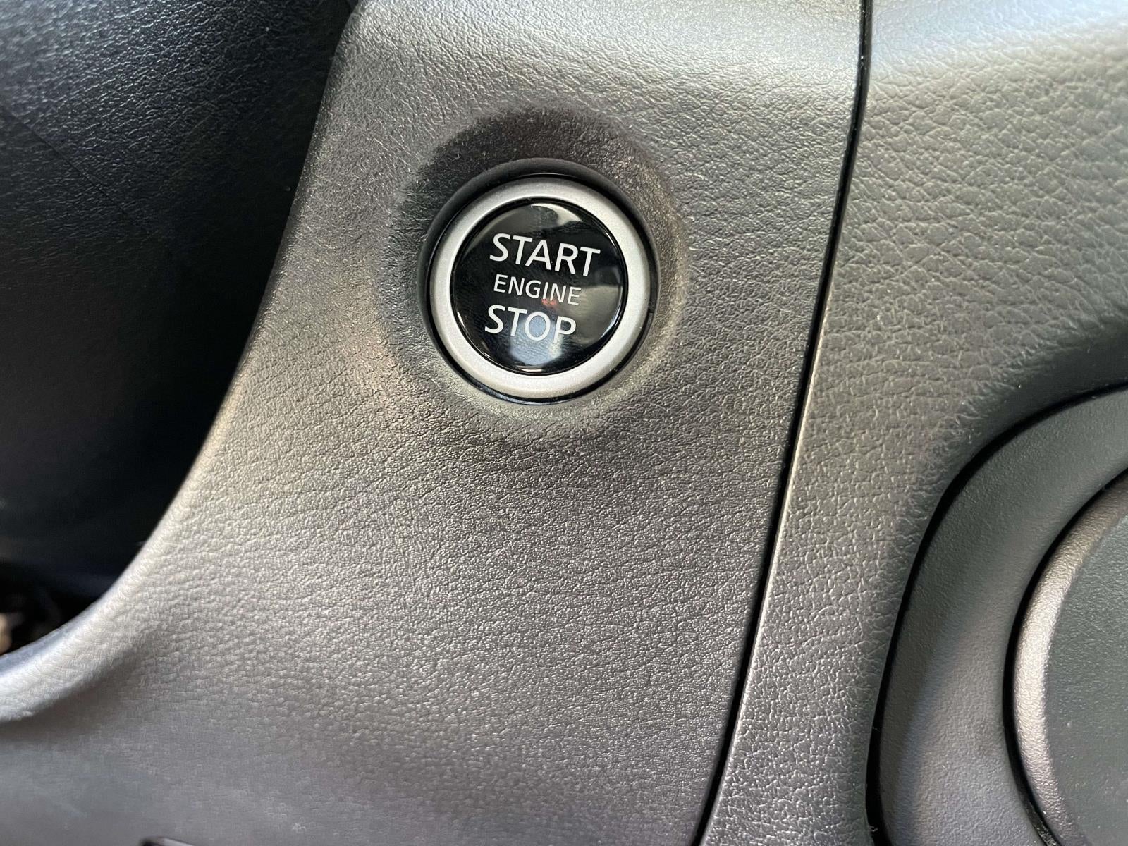 2024 Nissan Frontier PRO-X