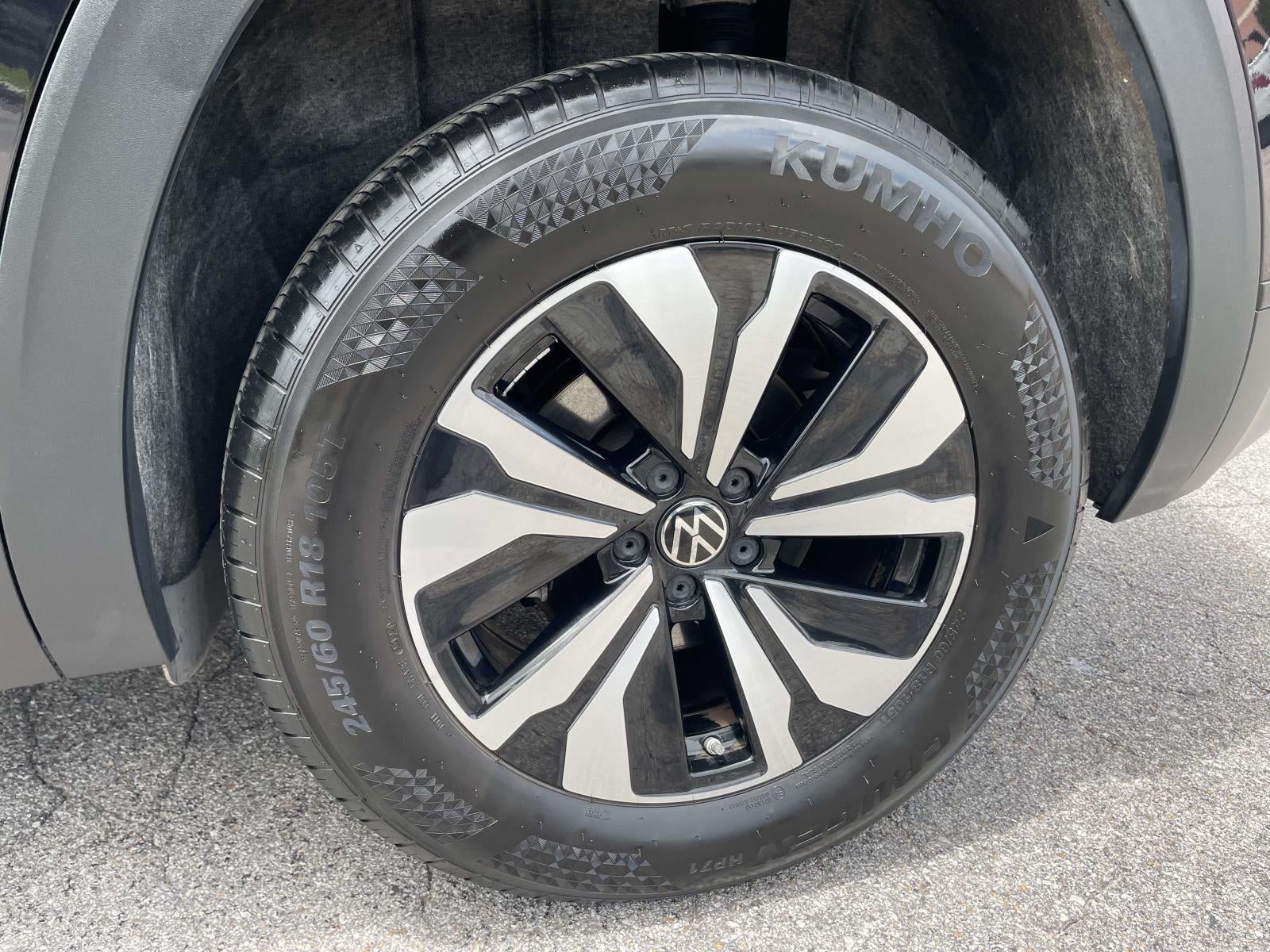 2024 Volkswagen Atlas Cross Sport 2.0T SE