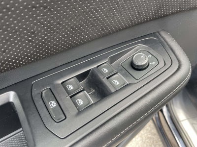 2024 Volkswagen Atlas Cross Sport 2.0T SE