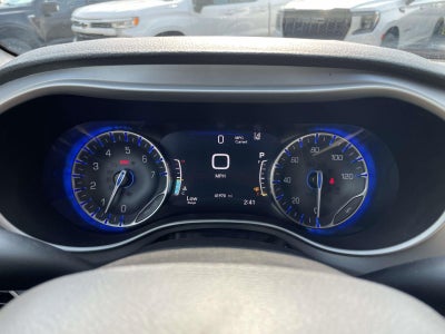 2021 Chrysler Pacifica Touring