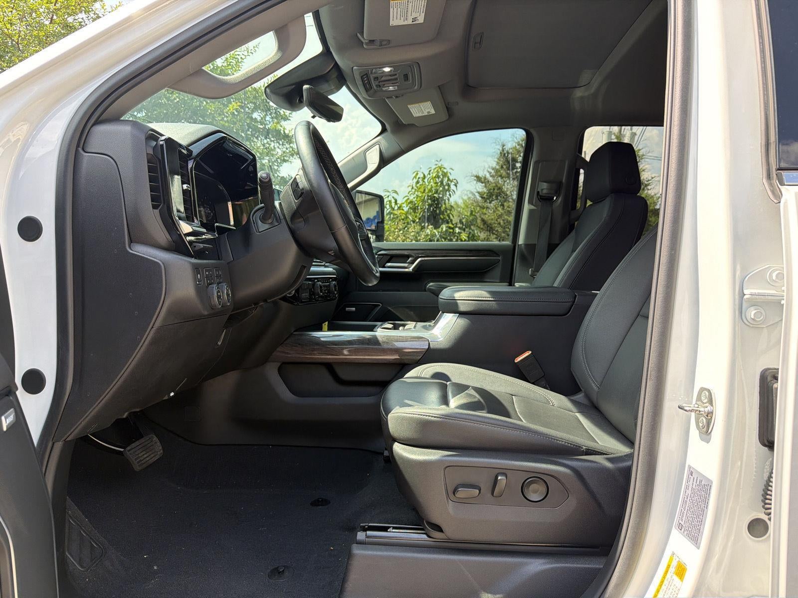 2025 Chevrolet Silverado 3500 HD LTZ