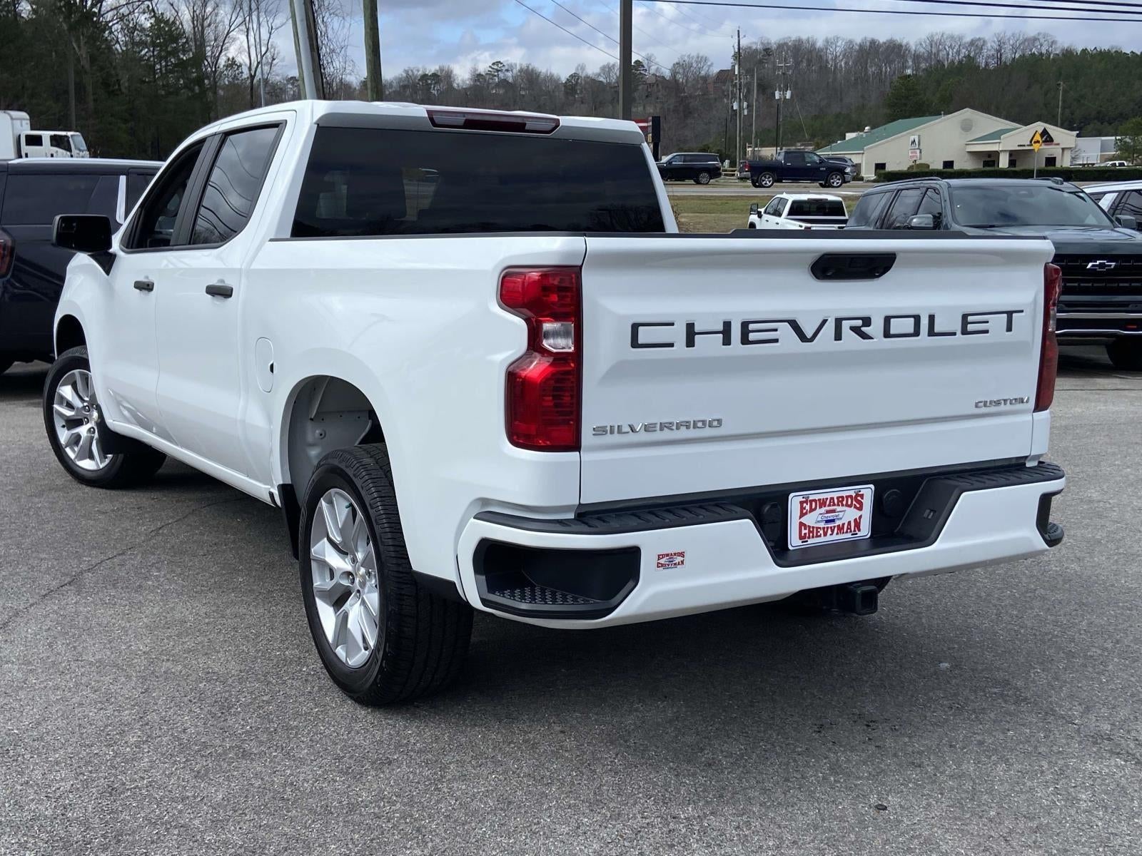2022 Chevrolet Silverado 1500 Custom