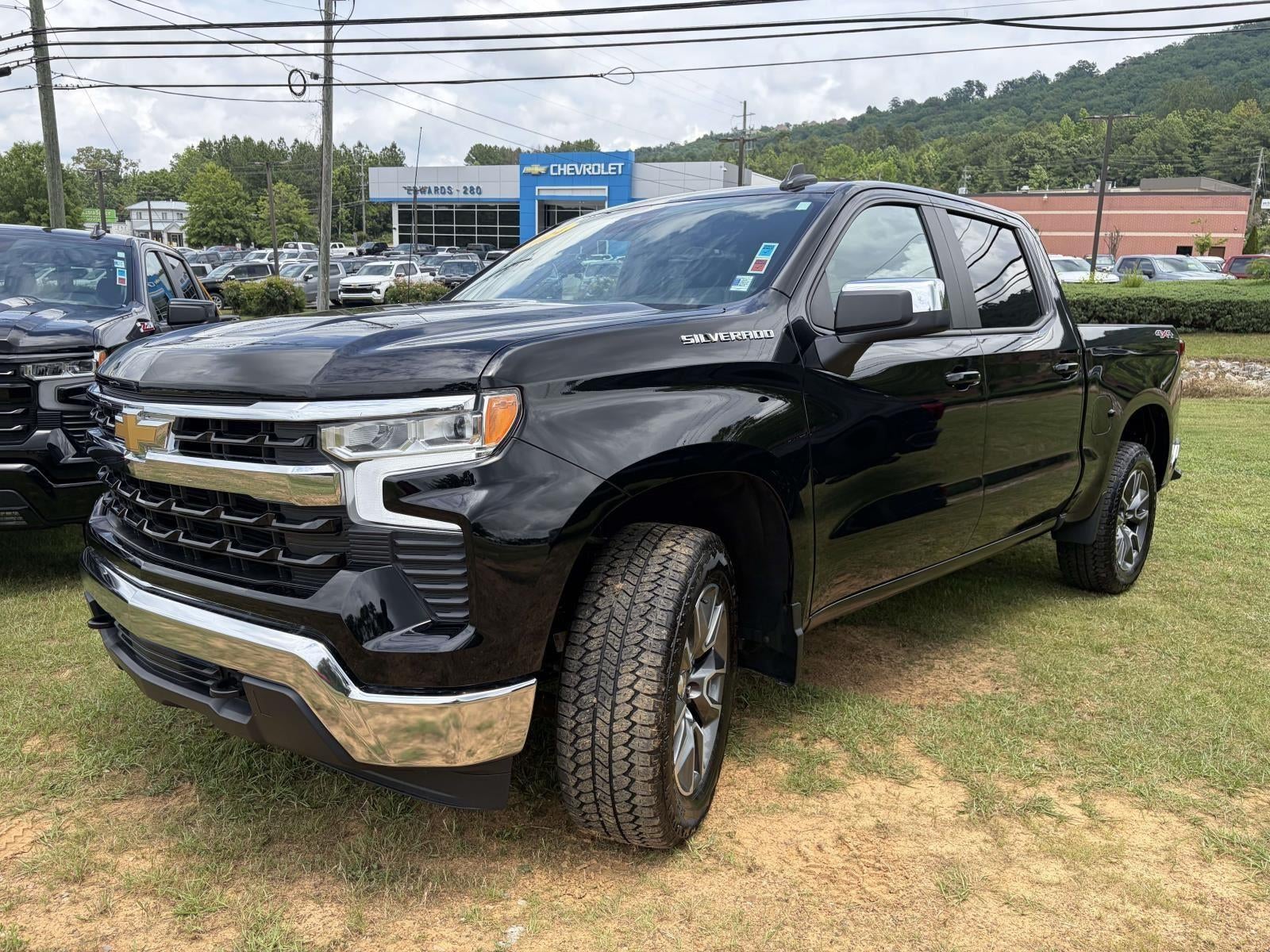 2024 Chevrolet Silverado 1500 LT (2FL)
