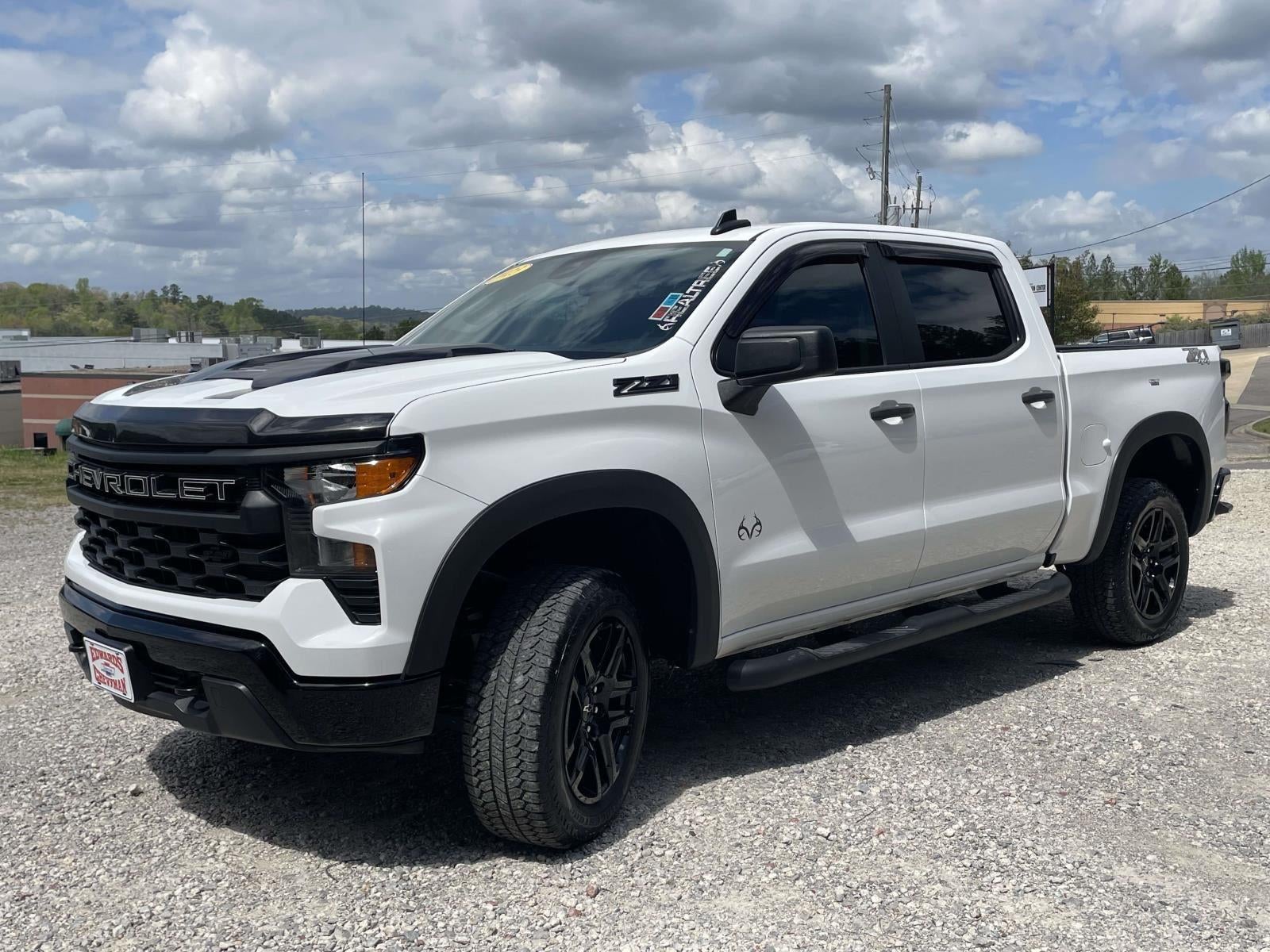 2023 Chevrolet Silverado 1500 Custom Trail Boss