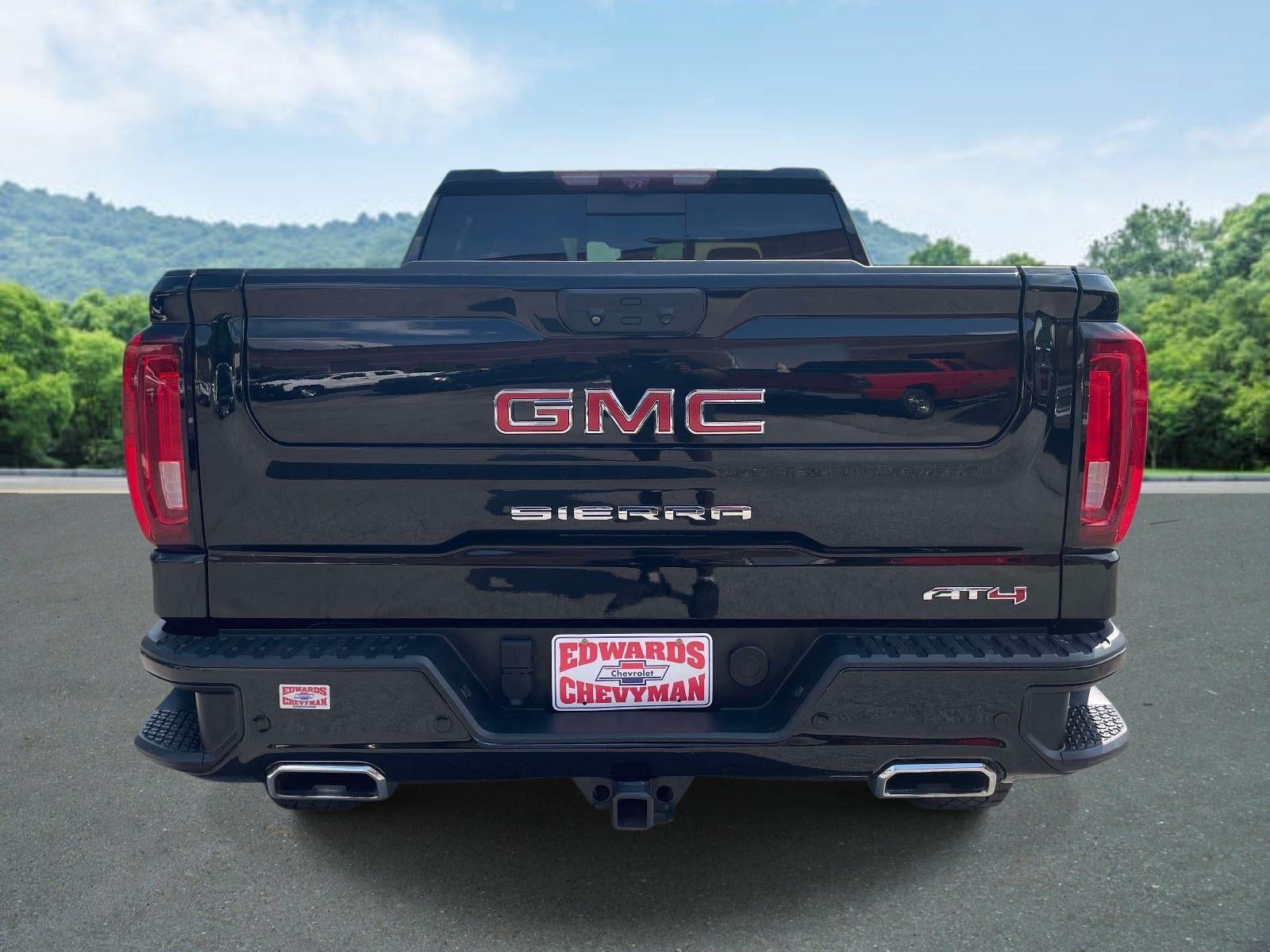 2022 GMC Sierra 1500 AT4