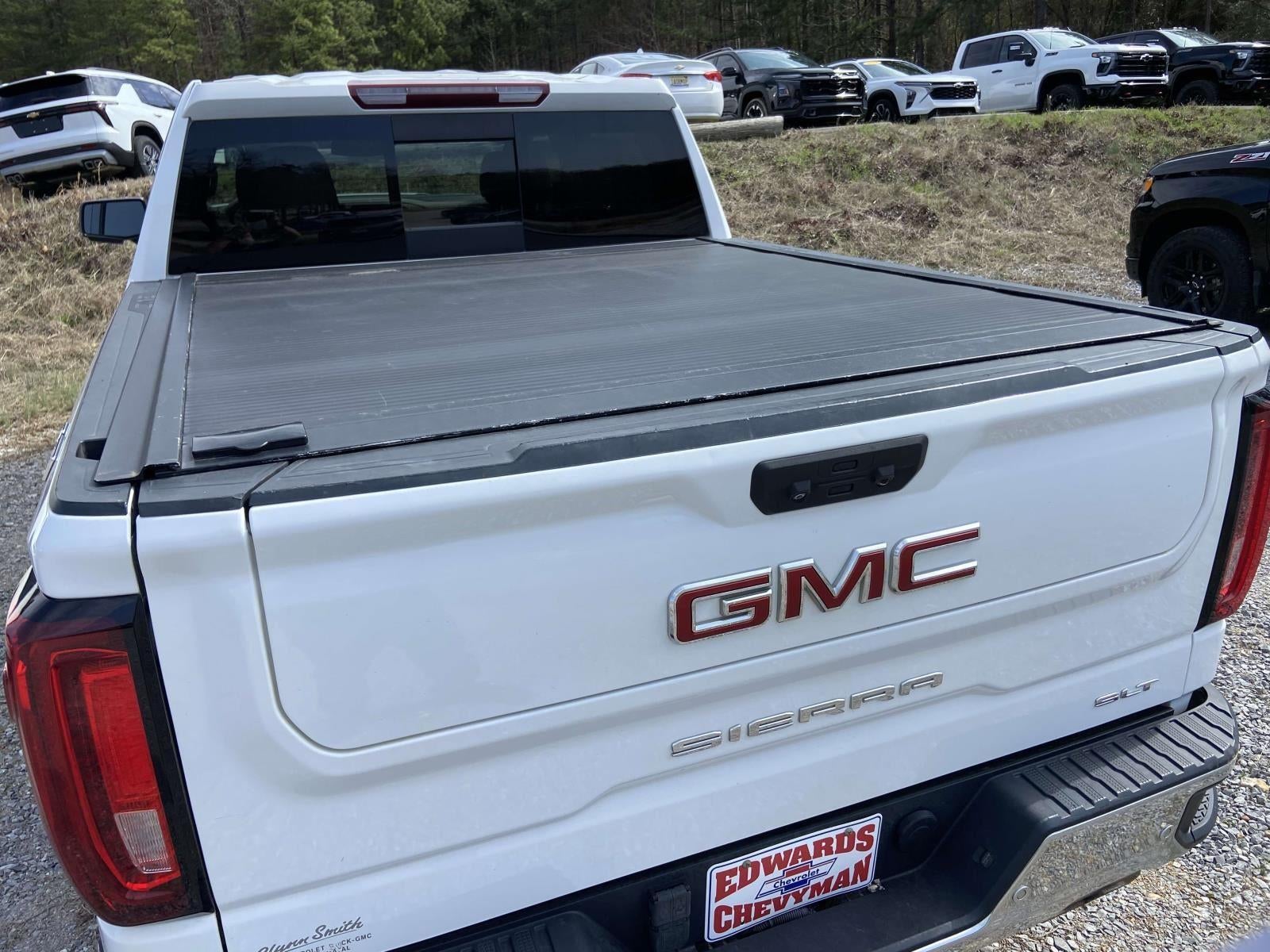 2022 GMC Sierra 1500 SLT