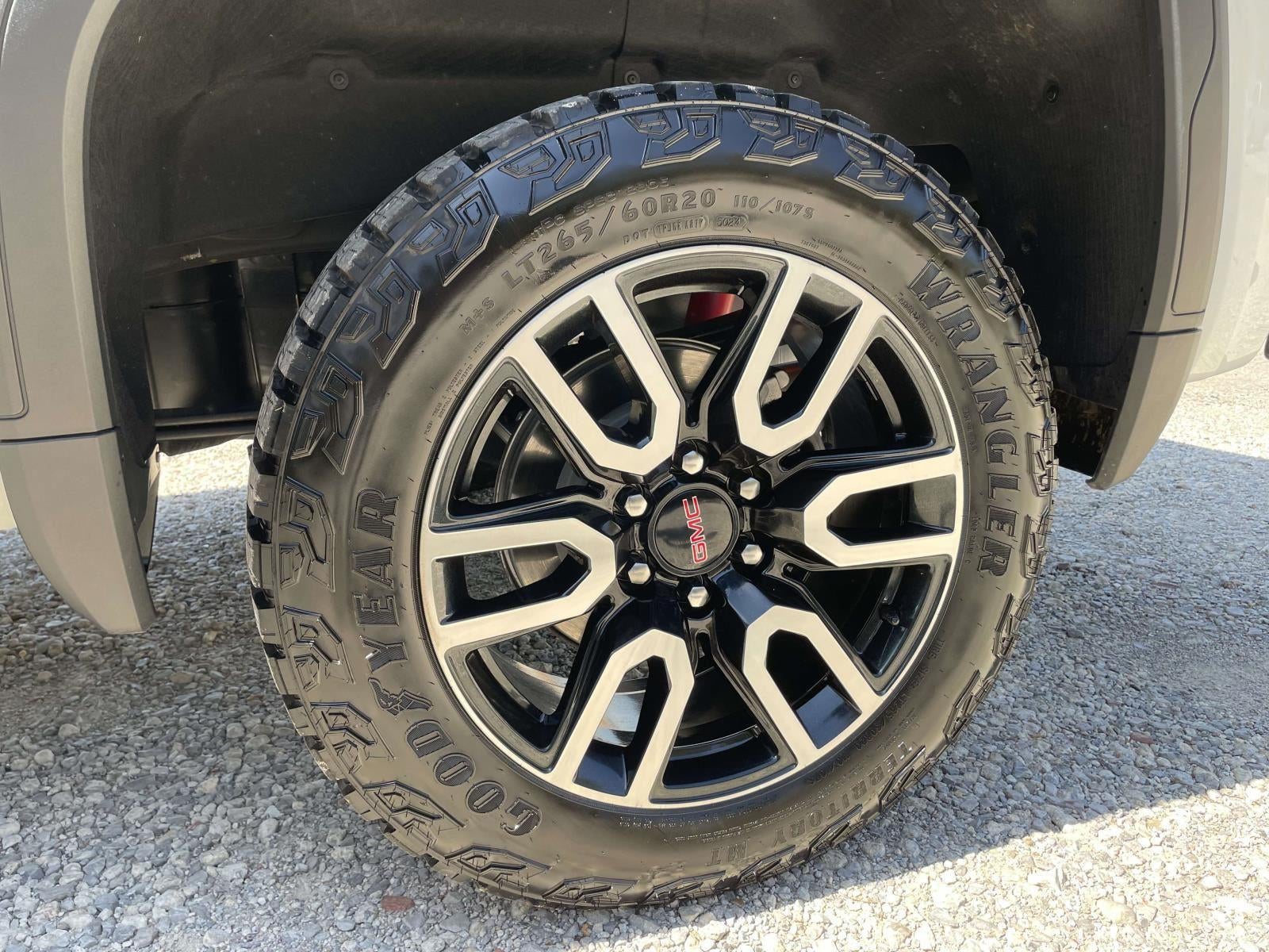 2025 GMC Sierra 1500 AT4