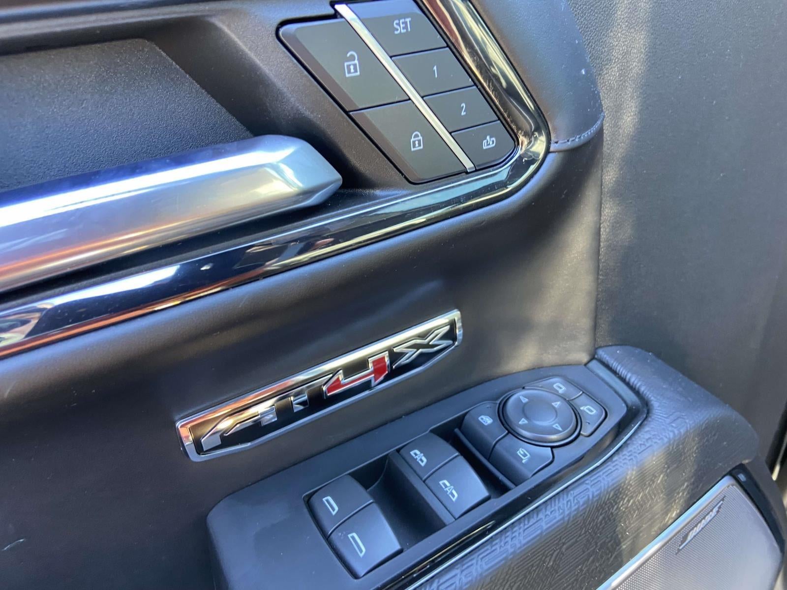 2024 GMC Sierra 1500 AT4X