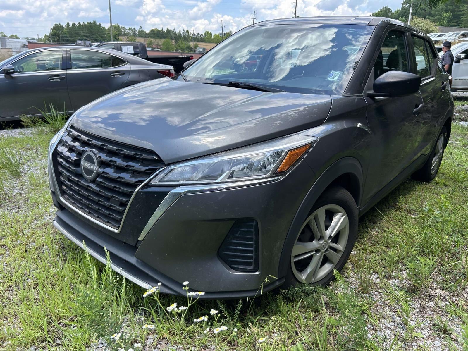 2022 Nissan Kicks S