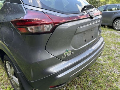 2022 Nissan Kicks S