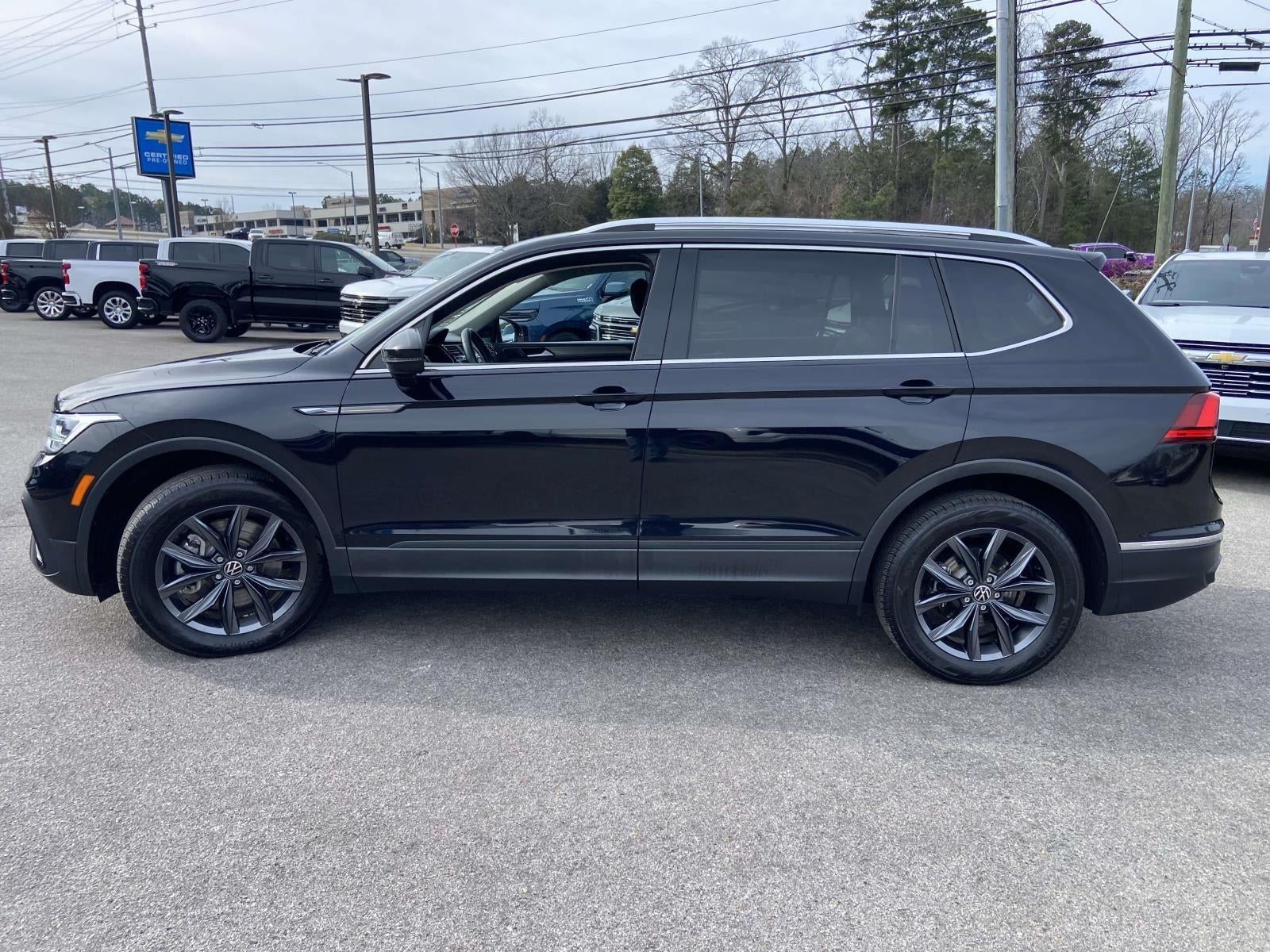 2022 Volkswagen Tiguan SE