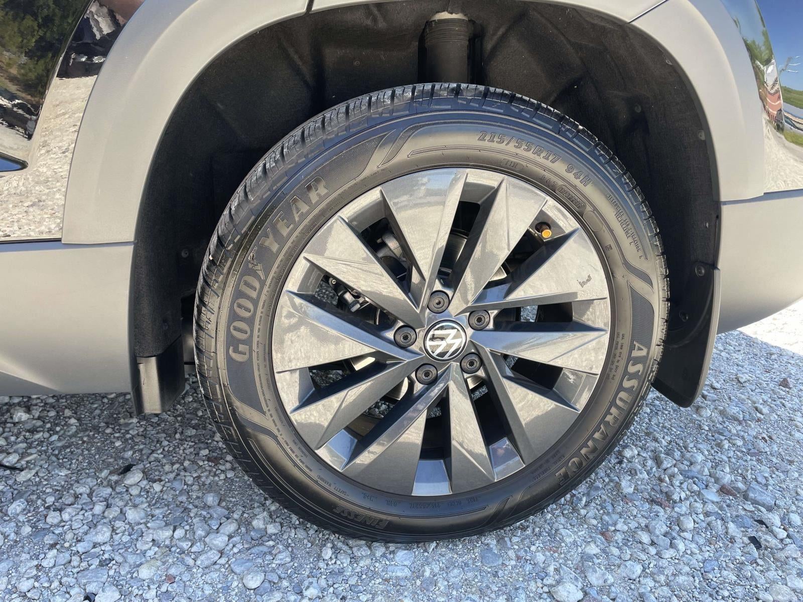 2024 Volkswagen Taos S