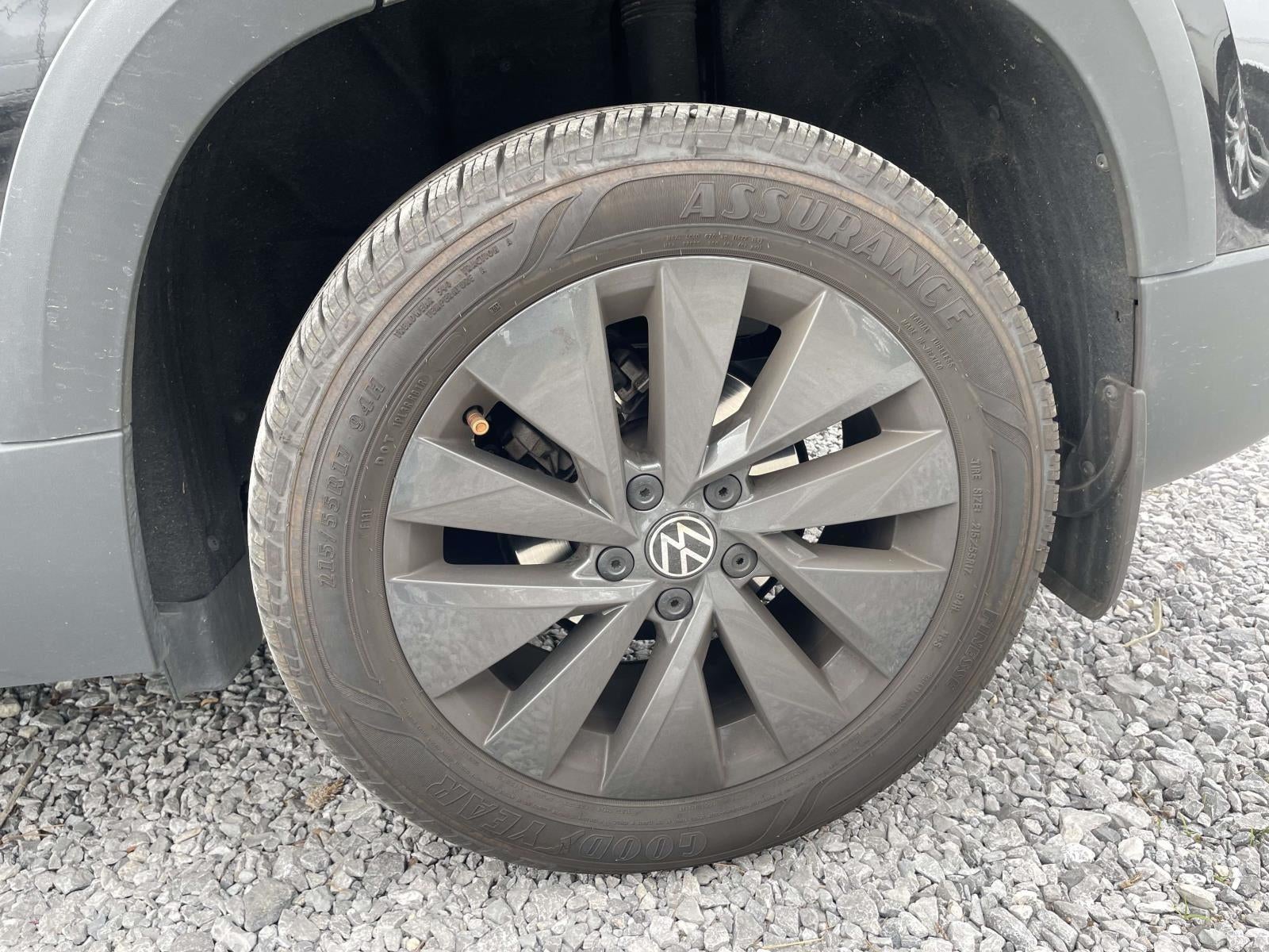 2024 Volkswagen Taos S